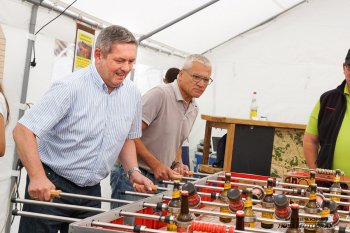 Bürgermeister Joachim Neuß stellte ein Team vom Stadtrat.